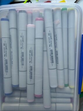 Copic Sketch Alcohol Markers Set - Assorted Pastel Colors